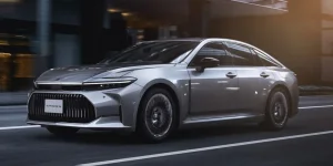 toyota-crown-sedan-japan2.webp